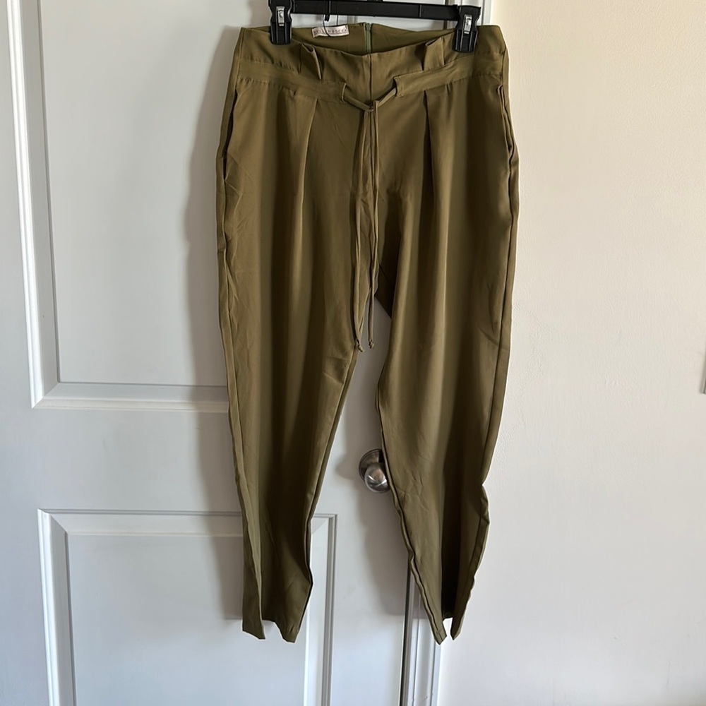 Hellen Rocha Crepe High-Rise Tie-Front Pants - Picture 10 of 12